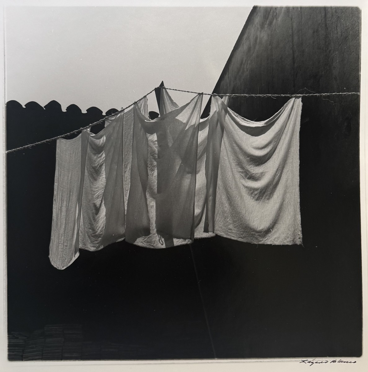 (Laundry drying)