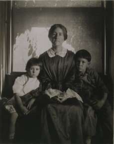 Hermine Turner and Children